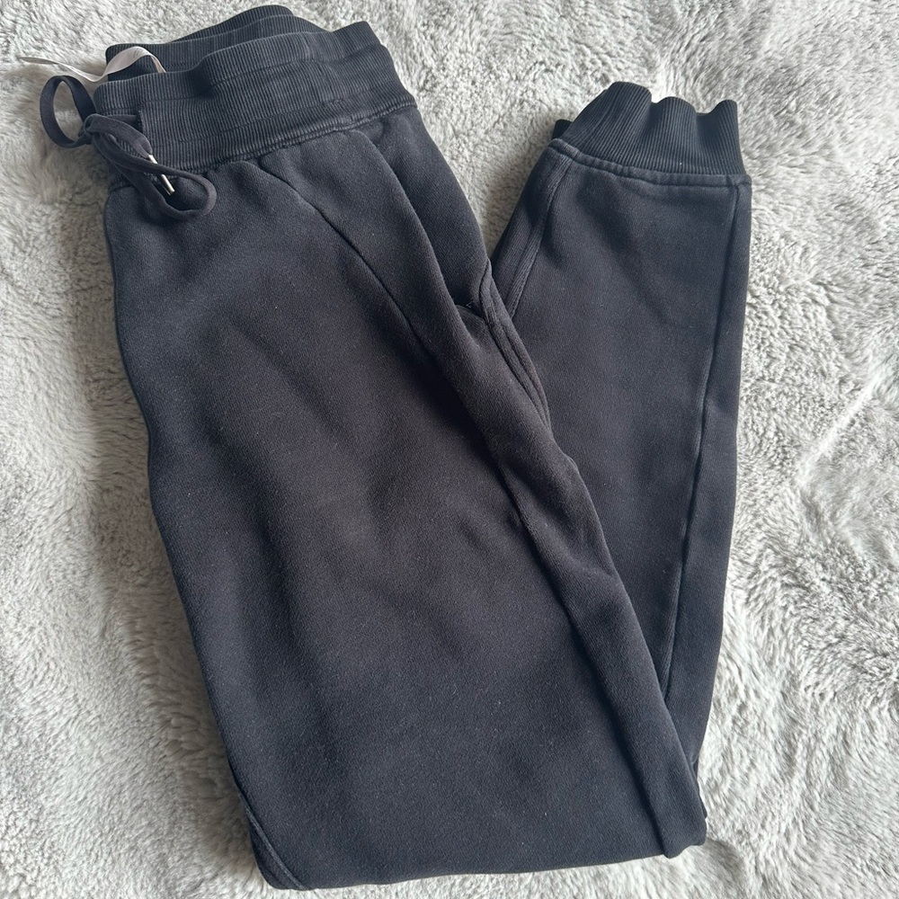 Lululemon Warm Down Jogger 28”